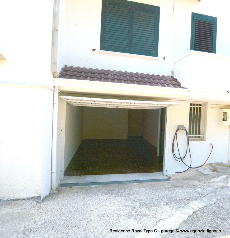 Villa A Lignano Pineta 利尼亚诺萨比亚多罗 外观 照片